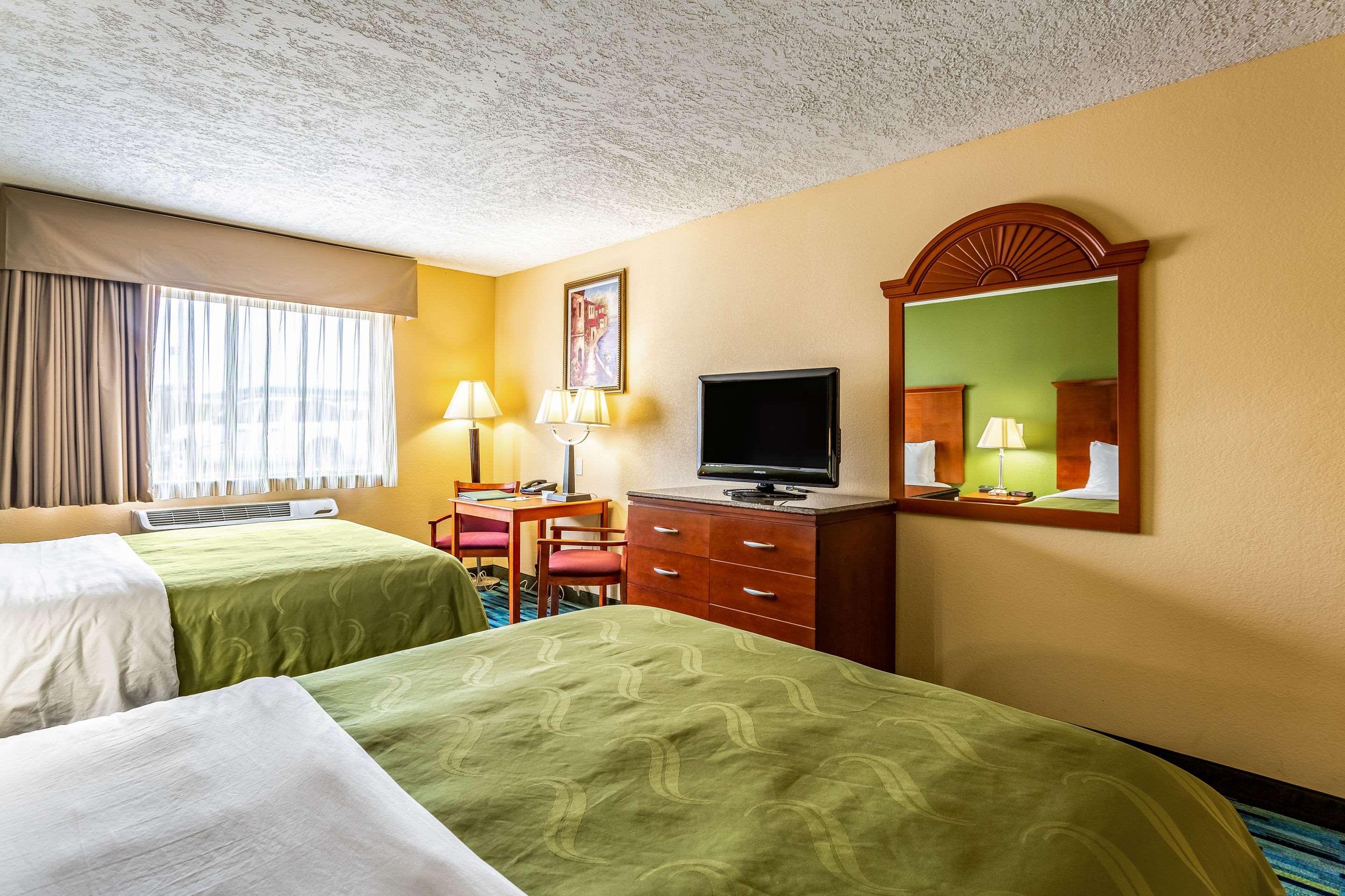 Quality Inn Los Lunas Buitenkant foto