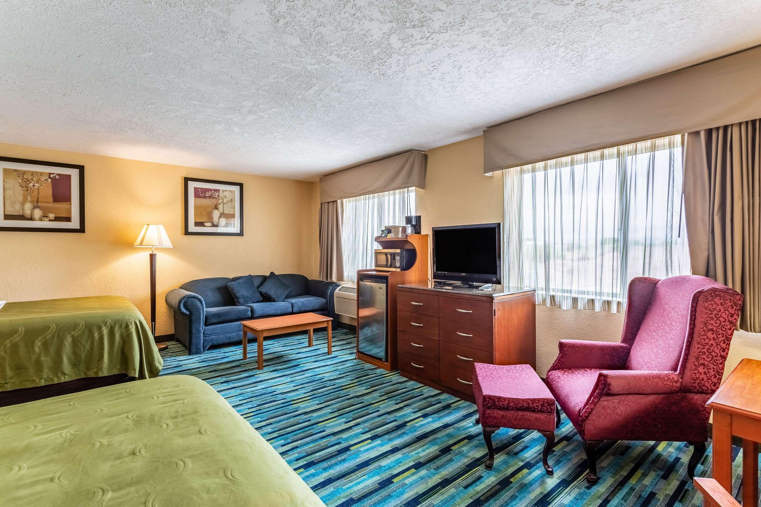 Quality Inn Los Lunas Buitenkant foto