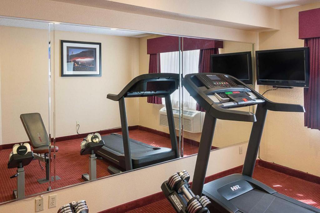 Quality Inn Los Lunas Buitenkant foto