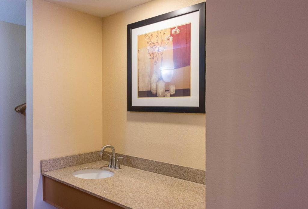 Quality Inn Los Lunas Buitenkant foto